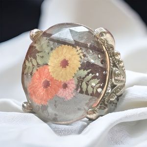 Vintage floral stone adjustable ring